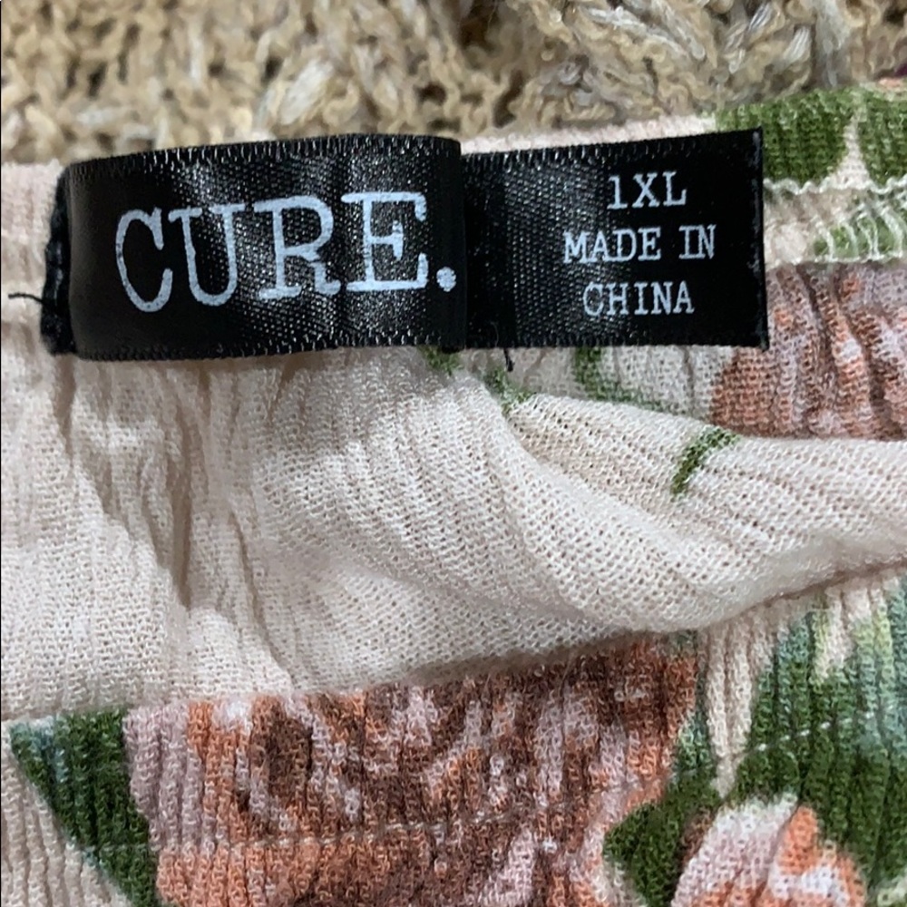 Cure tunic - Picture 3 of 3